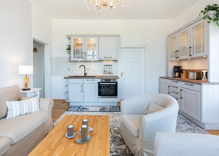 Appartement Albus App 3 *